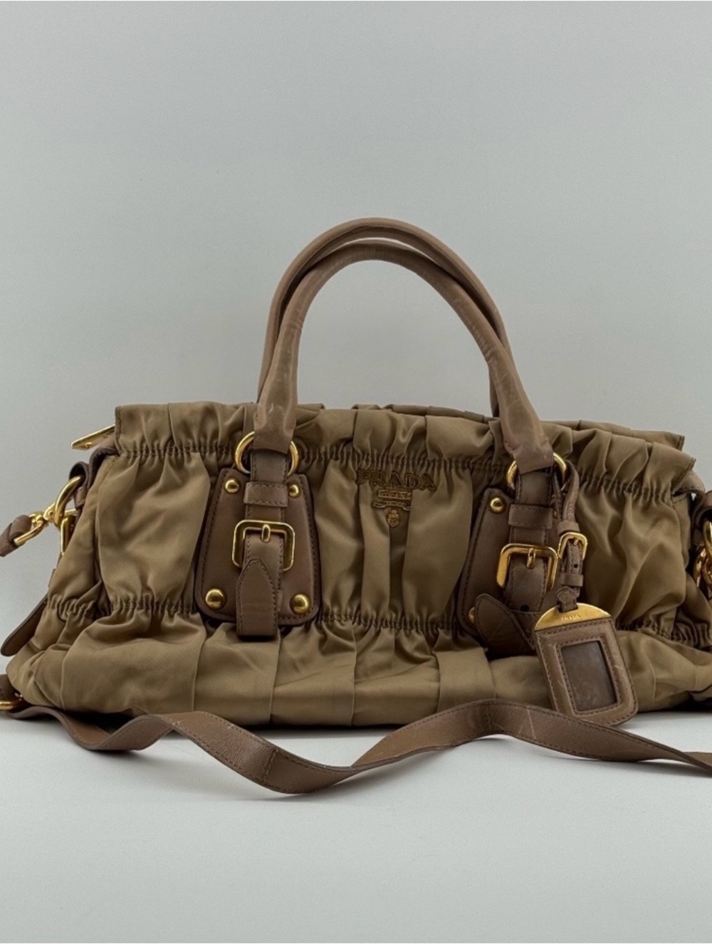 ✨ AUTHENTIC ✨Prada Vintage Tessuto Gaufre Ruched Nylon Satchel Handbag-Tan/Beige - Picture 2 of 13